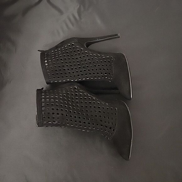 FOREVER 21 SUEDE POINTED TOE ZIPPER CLOSURE CUTOUT DESIGN WOMEN"S SANDAL G1 - Picture 12 of 16